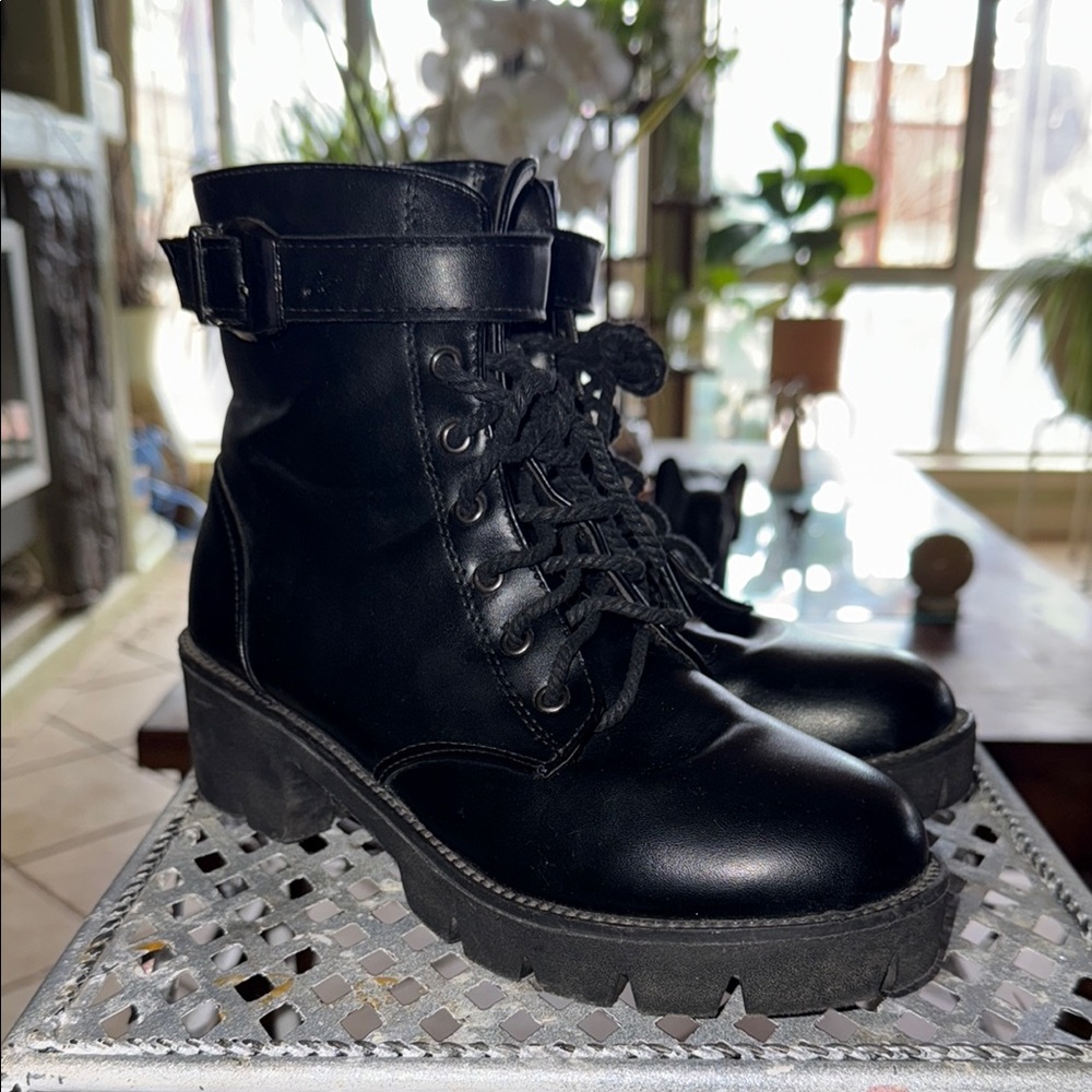 SHEIN Black Combat Boots with Rugged Sole
